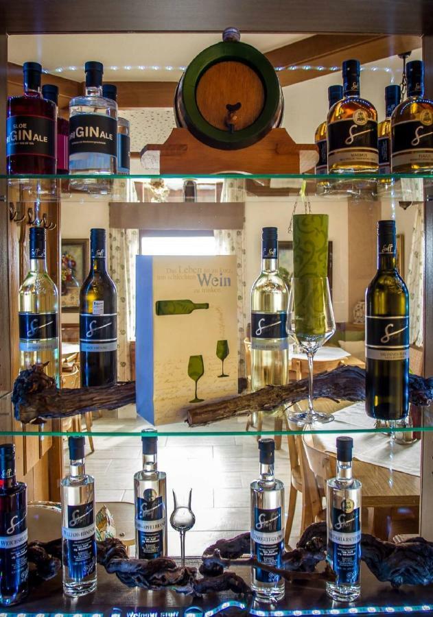 Weingut Stoff Bed & Breakfast Kitzeck im Sausal Luaran gambar