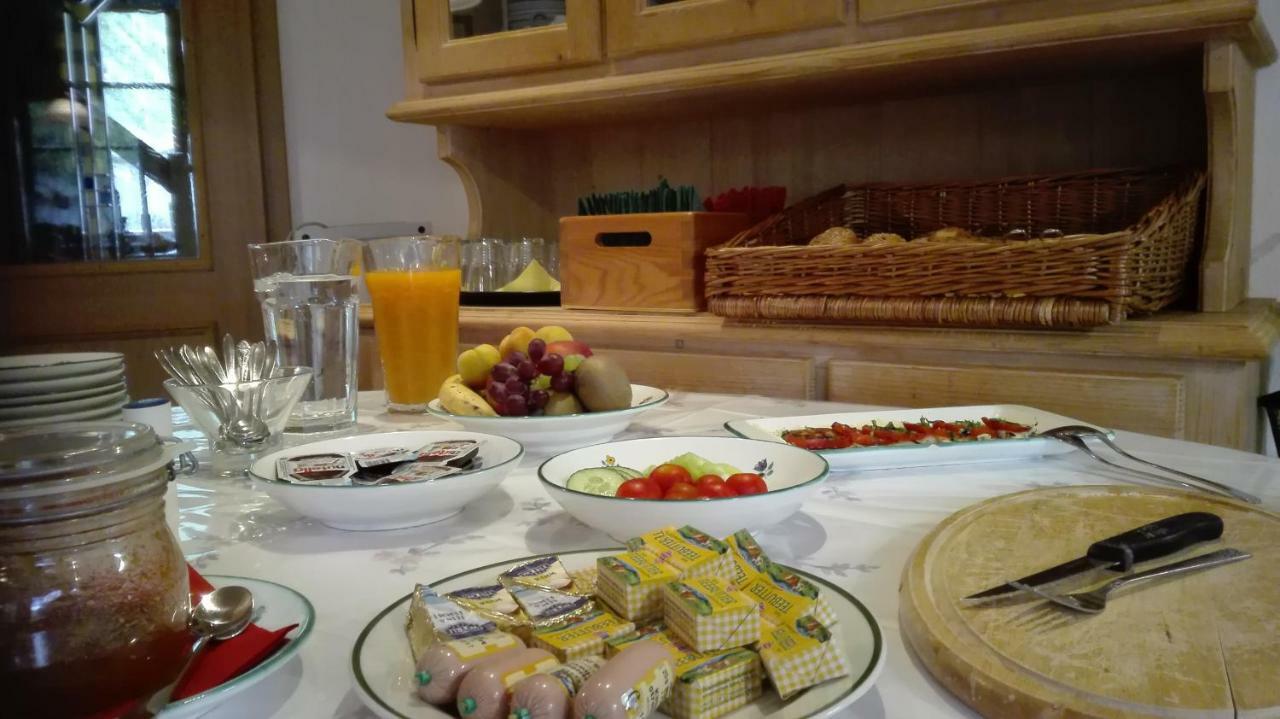 Weingut Stoff Bed & Breakfast Kitzeck im Sausal Luaran gambar